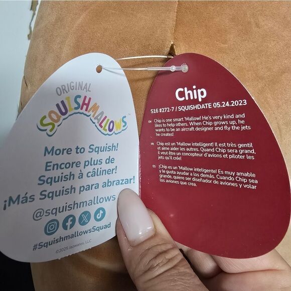 Squishmallows Original 16 inch Chip The Brown Beaver Holding Heart - Picture 4 of 7